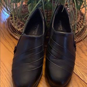 Easy Spirit e-360 black leather shoes